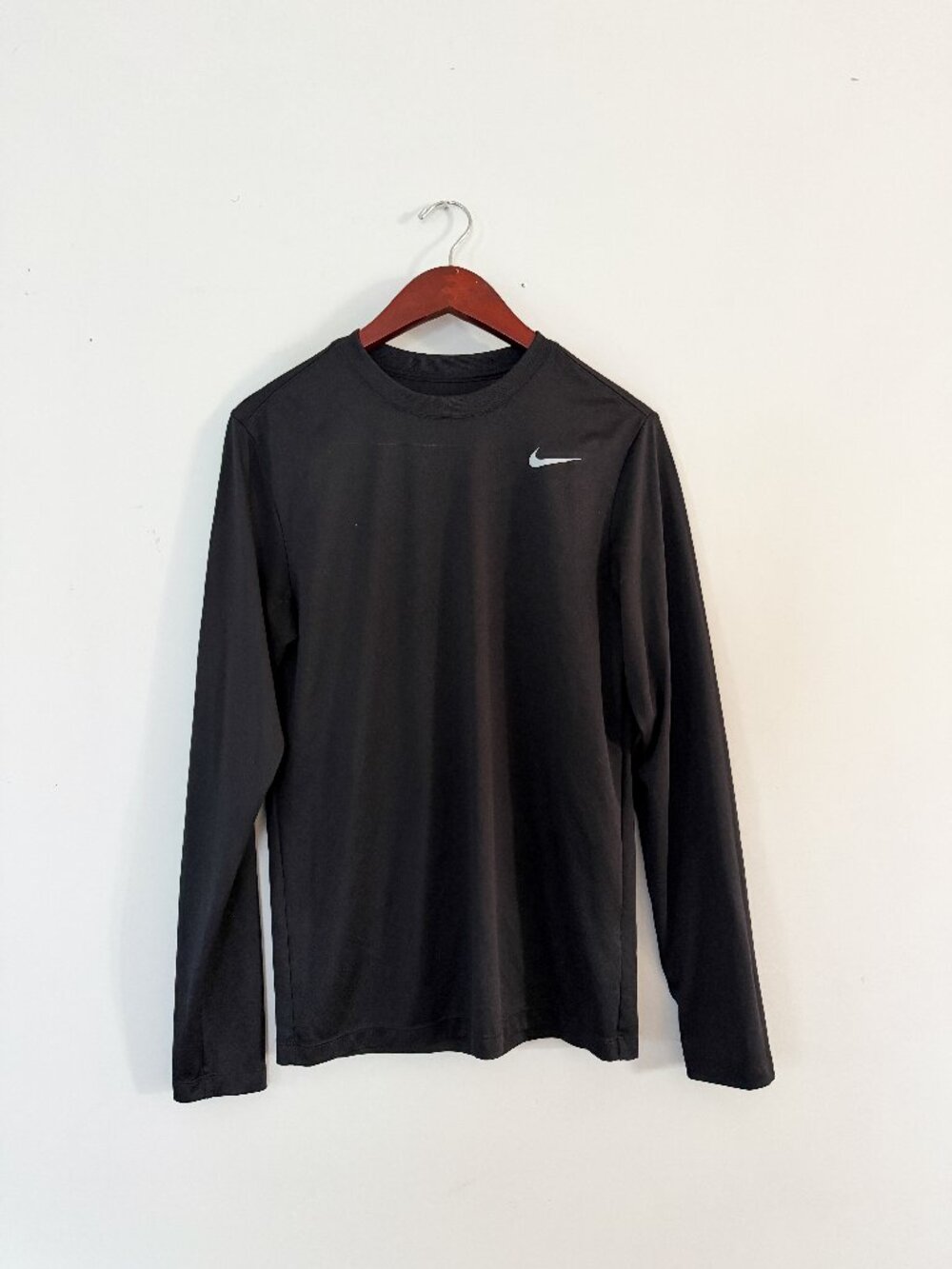 Nike Dri-FIT Men's Long Sleeve Tee Black Small